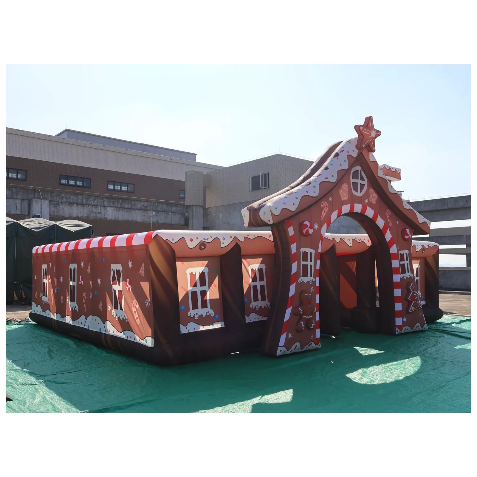 Kids Outdoor Venues - Grand labyrinthe gonflable en forme de