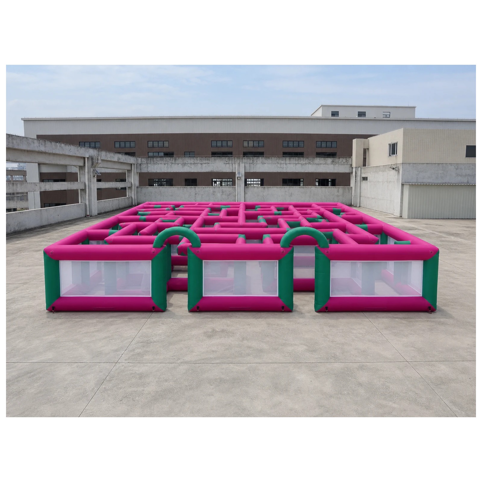 Kids Outdoor Venues - Grand labyrinthe gonflable en maille vert