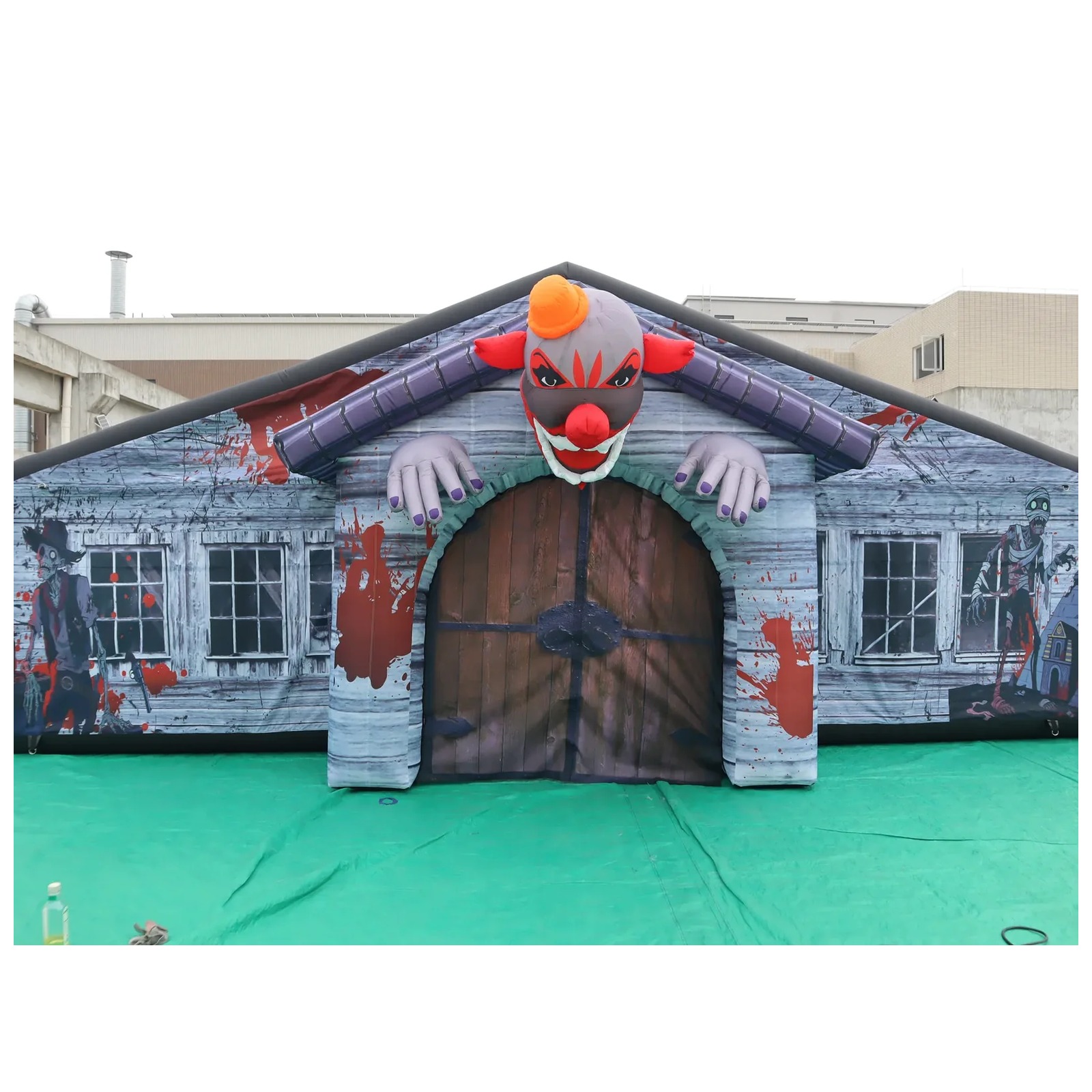 Kids Outdoor Venues - Grand labyrinthe gonflable hanté avec toit
