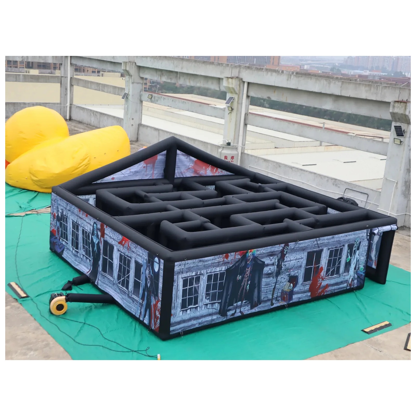 Grand labyrinthe gonflable han - Kids Outdoor Venues avis et prix